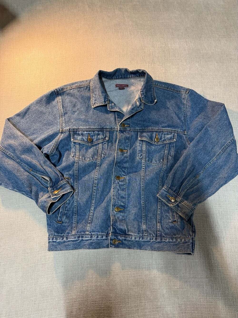 First Choice Vintage 90s Acid Wash Denim Jean Jacket with Wolf Graphic Back